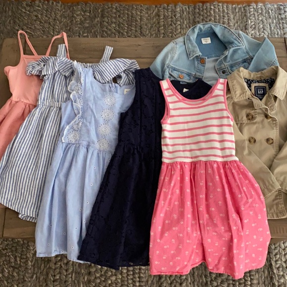 SOLD Girls (5-6 year old) Summer Bundle - Picture 1 of 8
